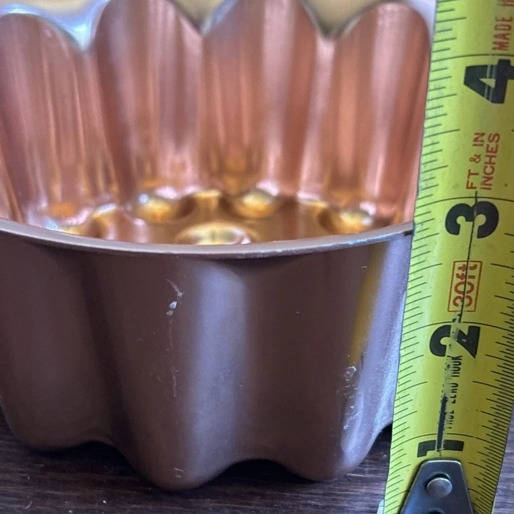 Copper‎ Colored Jell-O Mold Mold Flower Design Hanger 4 Cup Size Aluminum Round